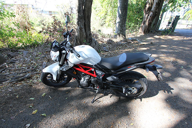BENELLI 300 cm3 BENELLI 300 cm3