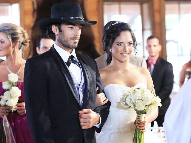 Terre de passions : Episodes 153 à 160 - Fin de la télénovela - Semaine du lundi 18 au vendredi 22 Avril Terre de passions : Episodes 153 à 160 - Fin de la télénovela - Semaine du lundi 18 au vendredi 22 Avril