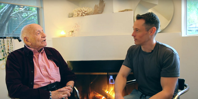 A 95 ans, il fait son coming-out ! A 95 ans, il fait son coming-out !
