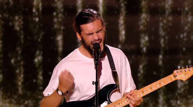 The Voice: avec cette reprise de jimmy Cliff, Damien fait un carton plein auprès du jury The Voice: avec cette reprise de jimmy Cliff, Damien fait un carton plein auprès du jury