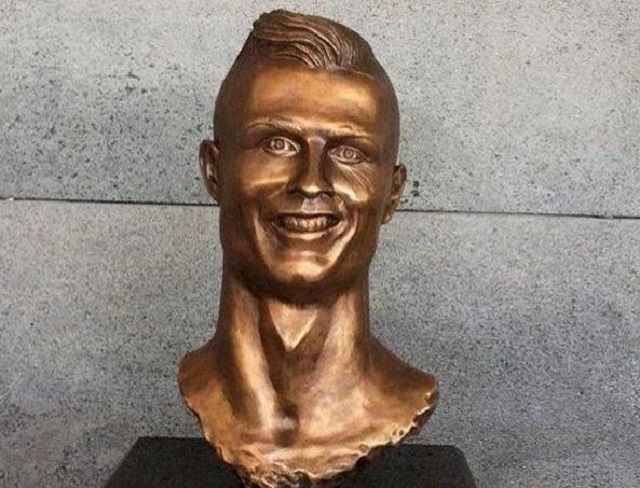 Le buste raté de Cristiano Ronaldo Le buste raté de Cristiano Ronaldo