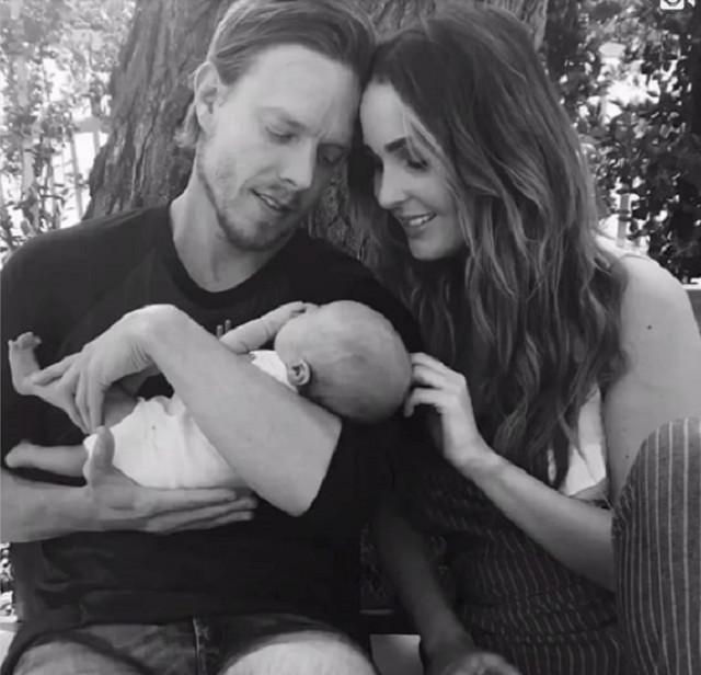 Camilla Luddington de "Grey's Anatomy" est maman d'une petite fille Camilla Luddington de "Grey's Anatomy" est maman d'une petite fille