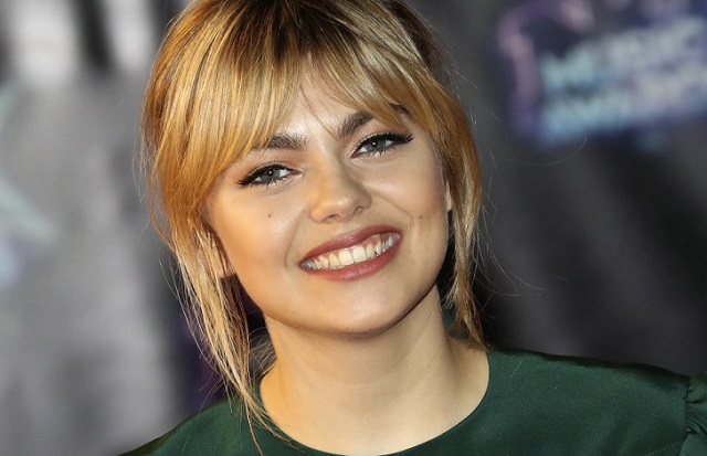 Louane: découvrez la bande-annonce du film "Nos Patriotes" Louane: découvrez la bande-annonce du film "Nos Patriotes"