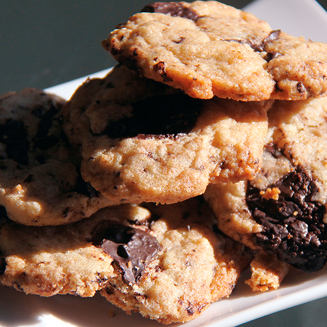 COOKIES AU CHOCOLAT ET NOIX DE COCO COOKIES AU CHOCOLAT ET NOIX DE COCO