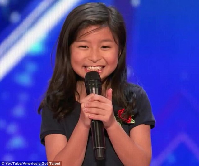 America's Got Talent: A seulement 9 ans, sa reprise de Céline Dion a fait l'unanimité ! America's Got Talent: A seulement 9 ans, sa reprise de Céline Dion a fait l'unanimité !