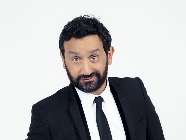 Harcèlement homophobe : La mère de Cyril Hanouna entendue par la police... Harcèlement homophobe : La mère de Cyril Hanouna entendue par la police...