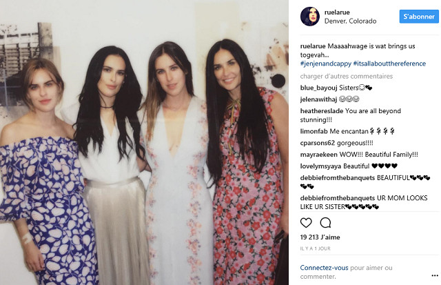 Demi Moore pose avec ses trois filles : elle fait presque aussi jeune qu’elles! Demi Moore pose avec ses trois filles : elle fait presque aussi jeune qu’elles!