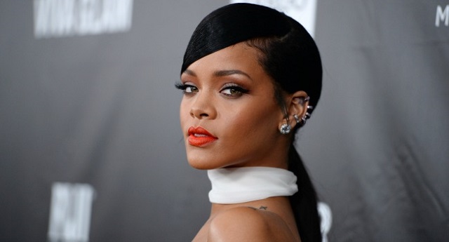 Rihanna en tenue de princesse à l’avant-première de "Valérian"
