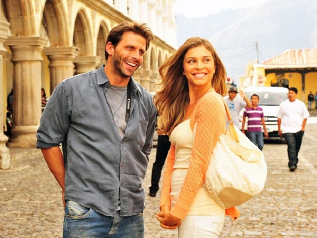 Télénovéla Fleur Caraïbes: Episodes 91 à 100 Télénovéla Fleur Caraïbes: Episodes 91 à 100
