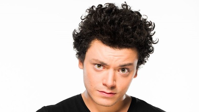 Kev Adams va tourner dans un film américain avec Mila Kunis Kev Adams va tourner dans un film américain avec Mila Kunis