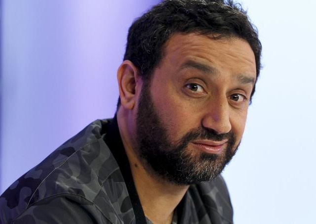 Cyril Hanouna: il pose pour la première fois avec ses enfants Cyril Hanouna: il pose pour la première fois avec ses enfants