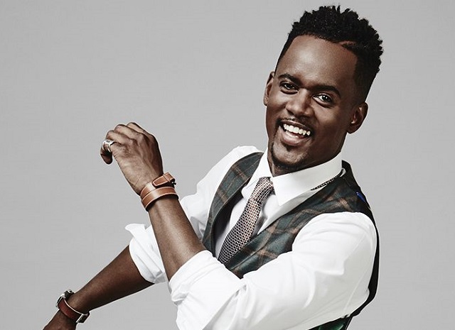 Le chanteur Black M bientôt sur grand écran, il va jouer son propre rôle! Le chanteur Black M bientôt sur grand écran, il va jouer son propre rôle!