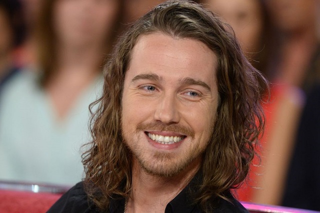 Julien Doré : "Un album un peu zouk, ça fait partie de mes idées" Julien Doré : "Un album un peu zouk, ça fait partie de mes idées"