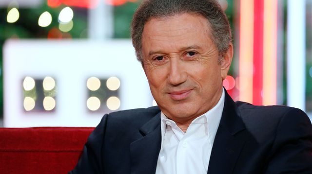 Mort de Johnny Hallyday : les larmes de Michel Drucker en direct sur France 2 Mort de Johnny Hallyday : les larmes de Michel Drucker en direct sur France 2