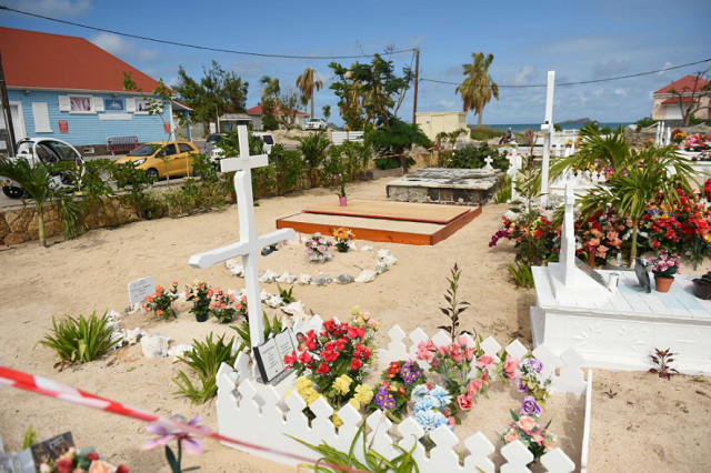 Johnny Hallyday dans sa dernière demeure à Saint-Barth Johnny Hallyday dans sa dernière demeure à Saint-Barth