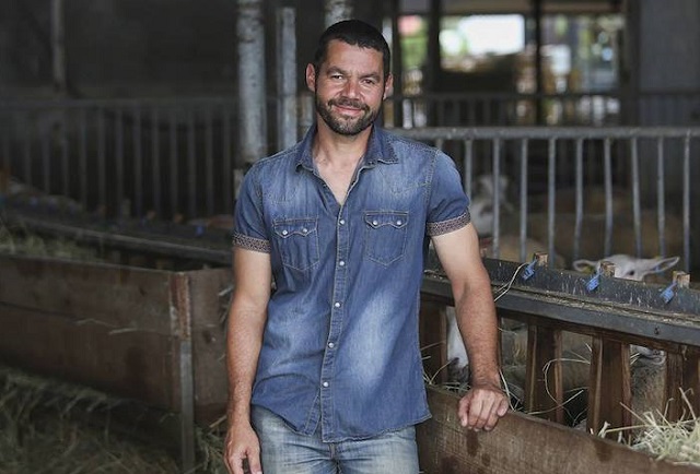 L'amour est dans le pré 2018: Portrait de Raoul, le candidat réunionnais L'amour est dans le pré 2018: Portrait de Raoul, le candidat réunionnais