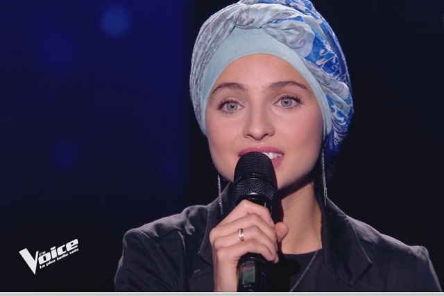 The Voice: Mennel rattrapée par des tweets controversés The Voice: Mennel rattrapée par des tweets controversés