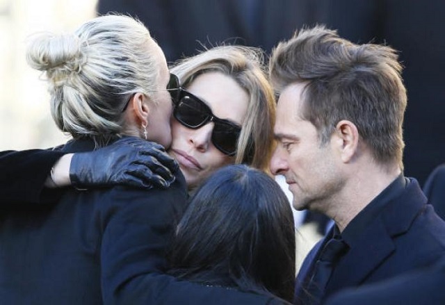 Héritage de Johnny Hallyday : Laura Smet conteste le testament de son père Héritage de Johnny Hallyday : Laura Smet conteste le testament de son père