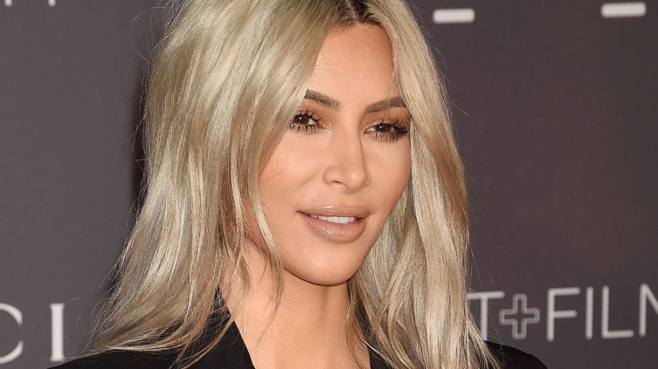 Kim Kardashian dévoile une première photo de sa fille Chicago