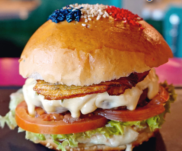 Le Blue beef burger Le Blue beef burger