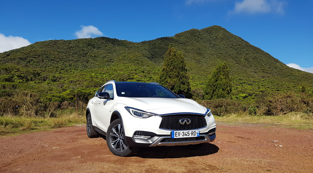 INFINITI QX30 2.2d 170ch Premium Tech INFINITI QX30 2.2d 170ch Premium Tech