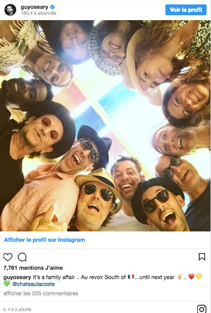 Devinette qui sont les stars sur ce selfie pris en France?