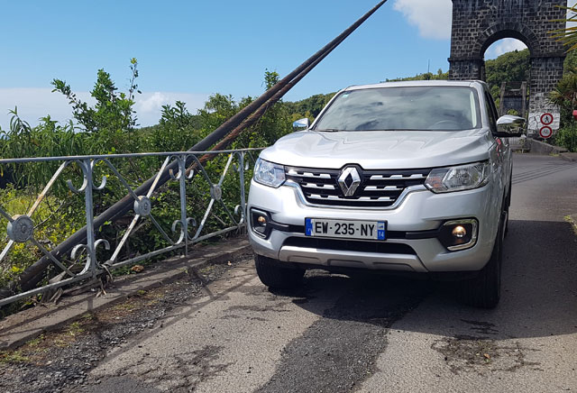 RENAULT ALASKAN 2.3DCi 190CH RENAULT ALASKAN 2.3DCi 190CH