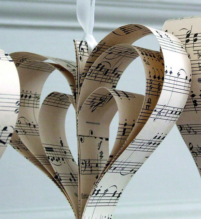 Paroles et musiques ! Paroles et musiques !
