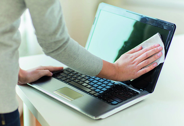 Un ordinateur bien placé pour bien travailler ! Un ordinateur bien placé pour bien travailler !