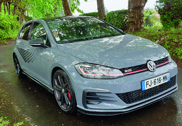 VOLKSWAGEN GOLF GTI TCR 290CH VOLKSWAGEN GOLF GTI TCR 290CH
