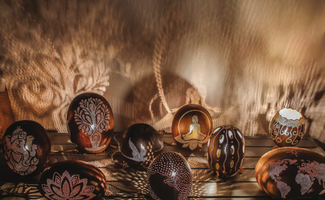 Séverine Roche, Calebasse : Un objet naturel aux projections lumineuses