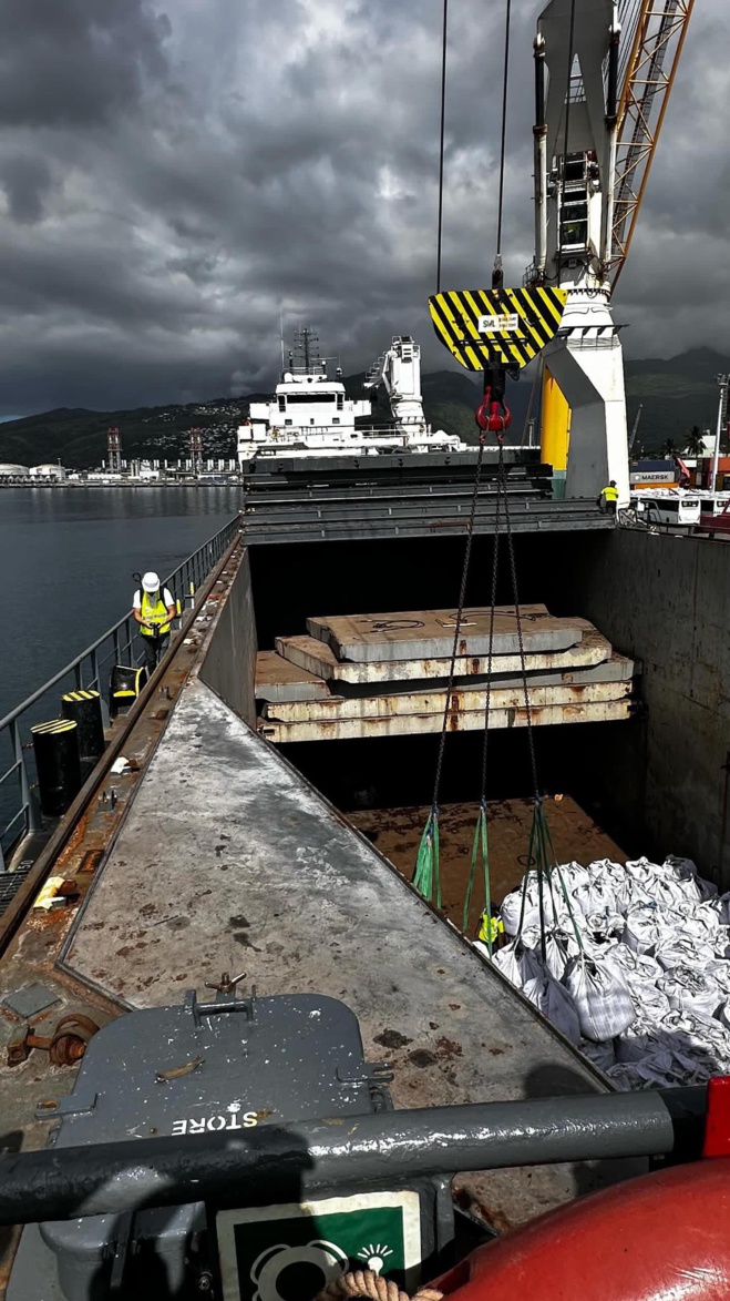 Exportation des déchets dangereux et non-dangereux vers l’Hexagone : Un bateau financé à 100% sur fonds privés arété !