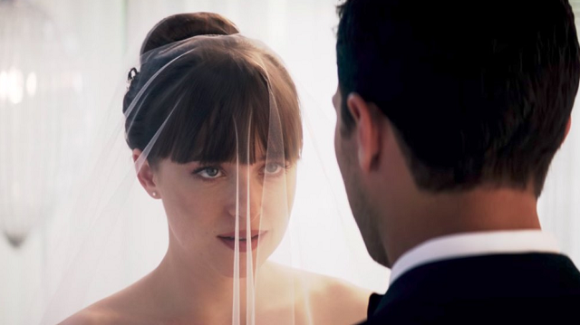 Regarder Cinquante Nuances Plus Claires "Cinquante Nuances plus claires": la première bande-annonce du dernier