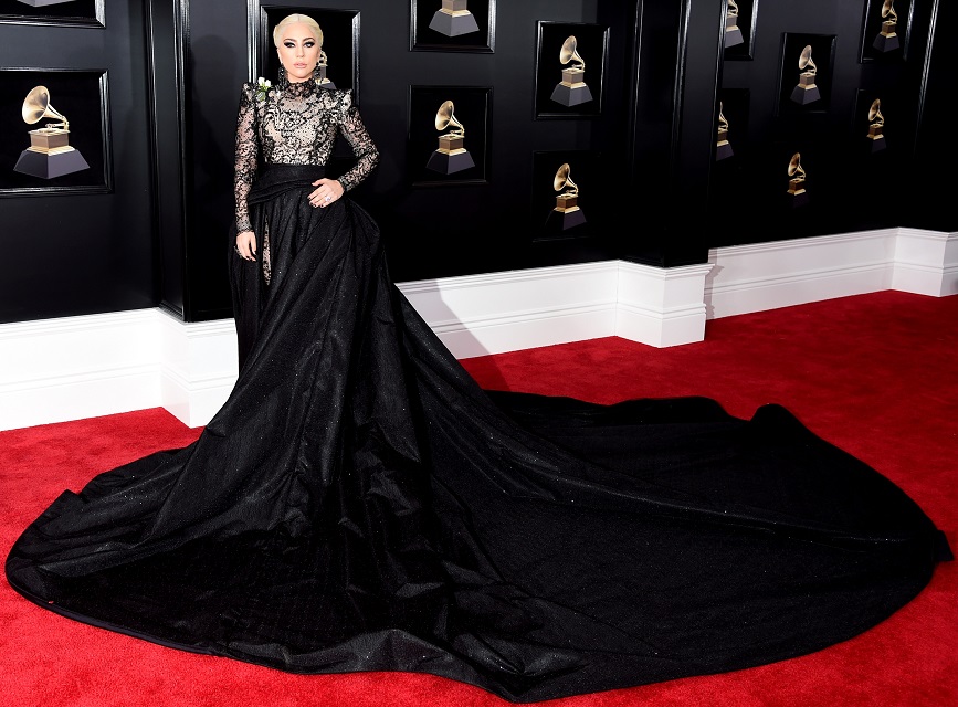Grammy Awards 2018 : les plus beaux looks du tapis rouge