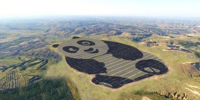 Chine : une ferme solaire de plus d’1 million de m2  en forme de panda géant