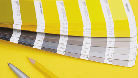 Pantone 2021 Illuminating et Ultimate Gray portent l’espoir