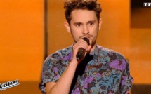 Avec sa reprise de "Baby I'm yours" de Breakbot, JJ a enflammé la scène de The Voice! 