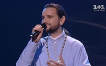 Un prêtre remporte la finale de The Voice Ukraine!