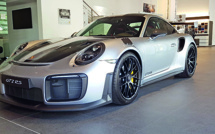 PORSCHE 911 GT2 RS