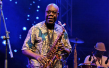 Covid-19: Manu Dibango infecté et hospitalisé à 86 ans