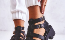 Le retour des chunky sandales.