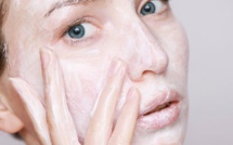 Éclat du teint: bien choisir son acide exfoliant.