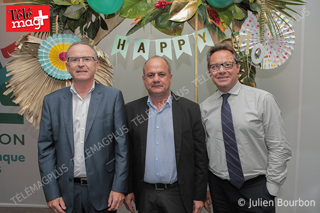 Jean-Emile Fontaine, président du Crédit Agricole, Frédéric Brette, directeur général du Crédit Agricole et Didier Estebe, directeur général adjoint du Crédit Agricole