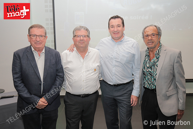 Dominique Fournel, vice-président Région Réunion, Daniel Blondy, président du comité rugby Réunion, Pascal Turonnet, directeur de l'Hôtel Mercure Créolia et Alain Couderc, délégué aux sports à la mairie de Saint-Denis