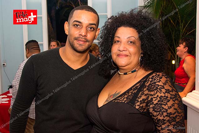  Florent Beton (le majordome dans Sandrion)   et Karol Hoarau (Javotte dans Sandrion)