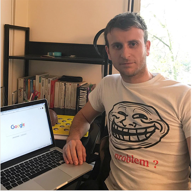 Eliott, sosie d'Emmanuel Macron