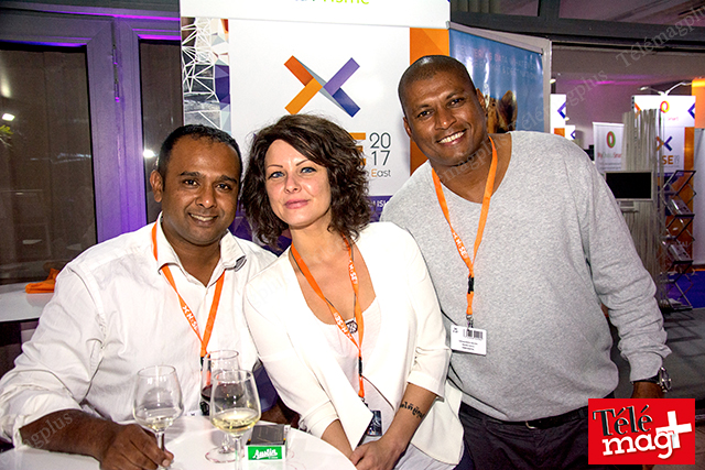  Satyam Veraraghoven, Laura, de Digital Réunion, et Gervais Canagachevey
 