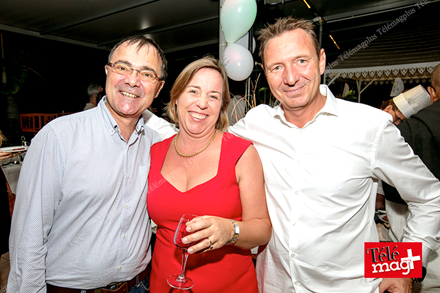  Frédéric Auché, DG de Mascarin, Pascaline Hoï, et Christophe Hoï, directeur des ventes hors domicile/export
 