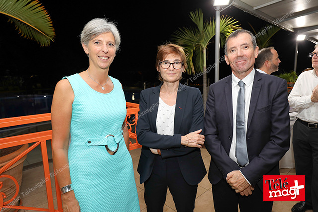 Florence Cesmat, Christine Geoffroy, et James Huet, trésorier du comité des assureurs
 